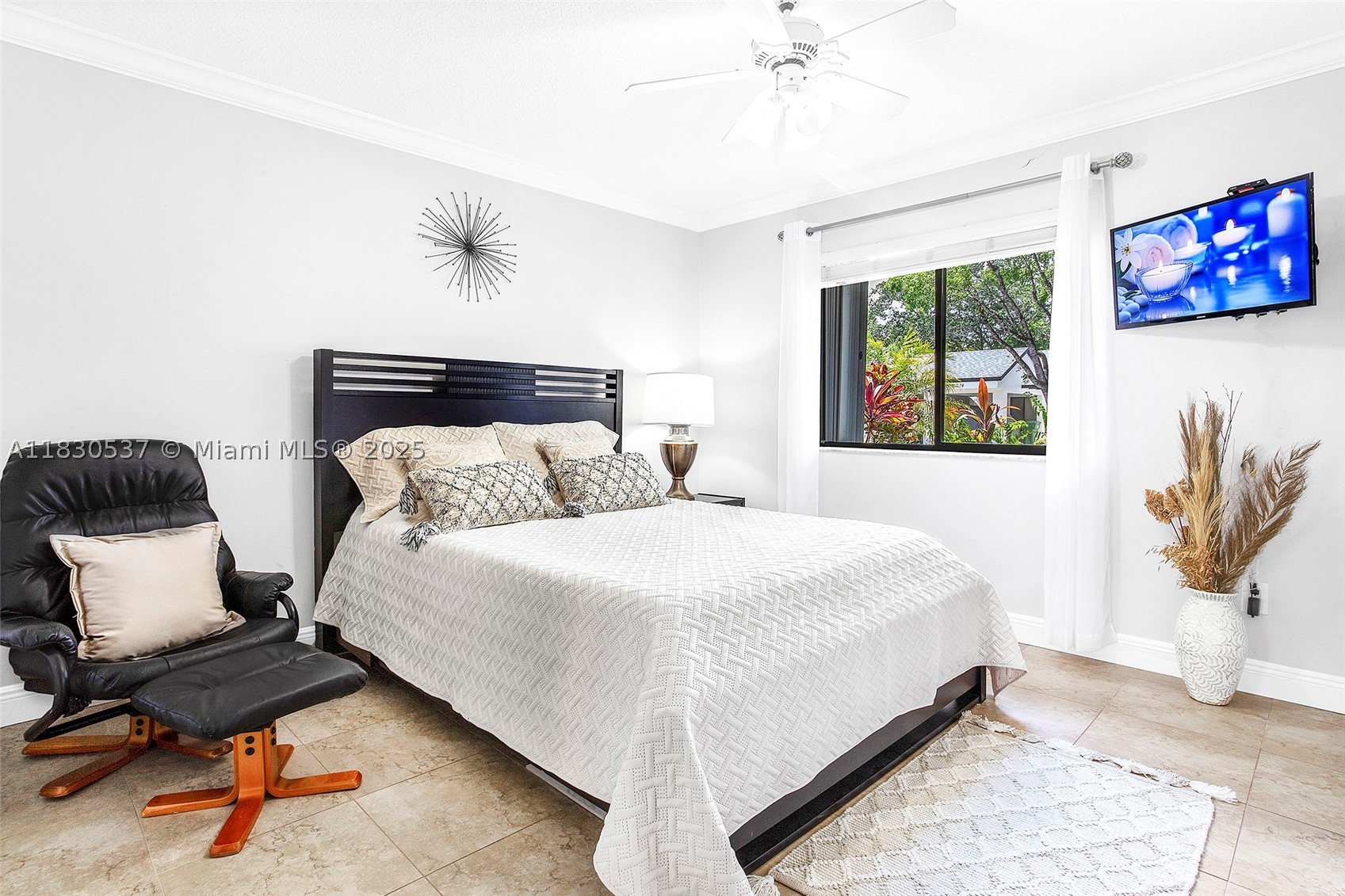property viewer photo 36