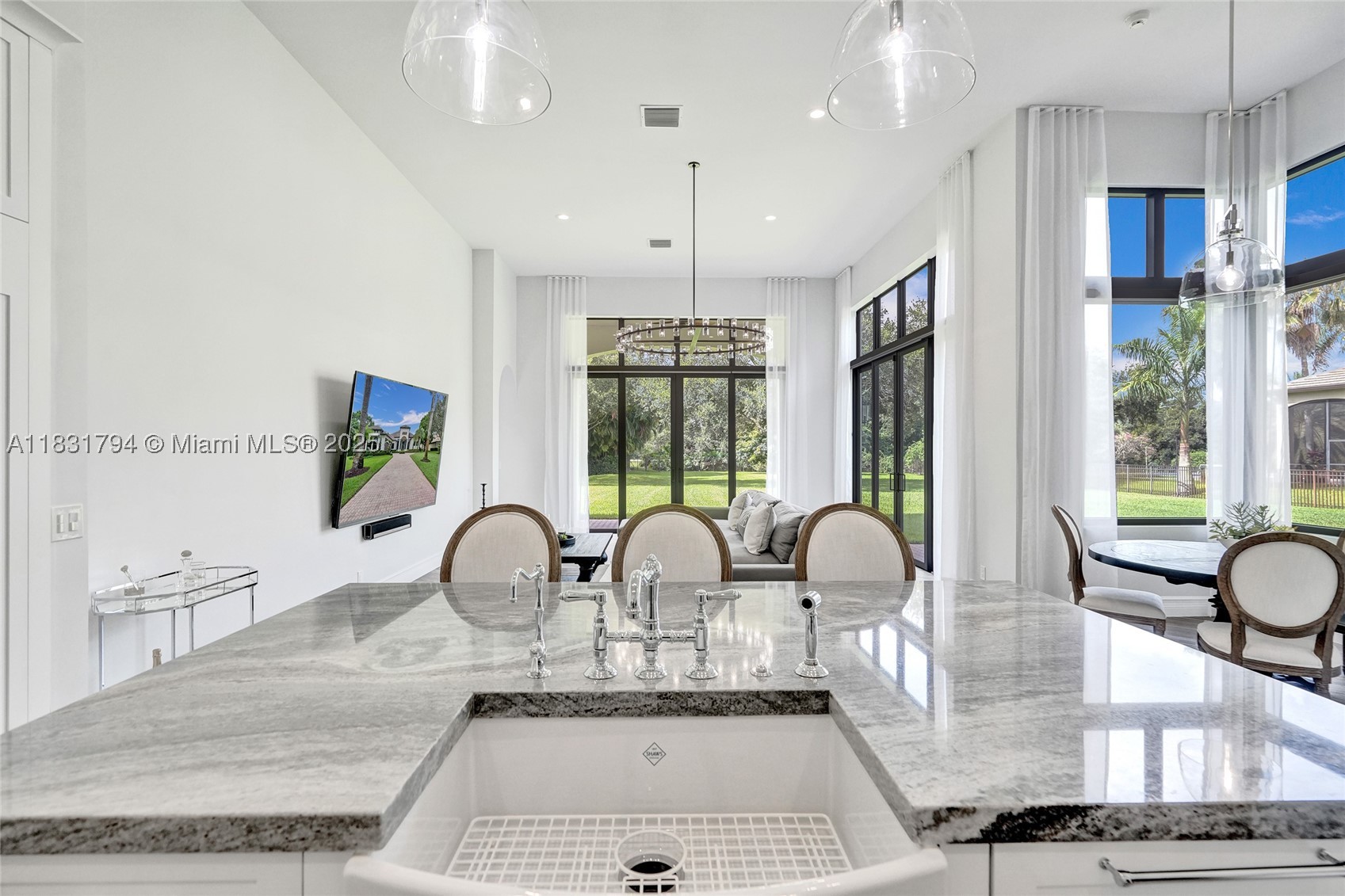 main property photo 80