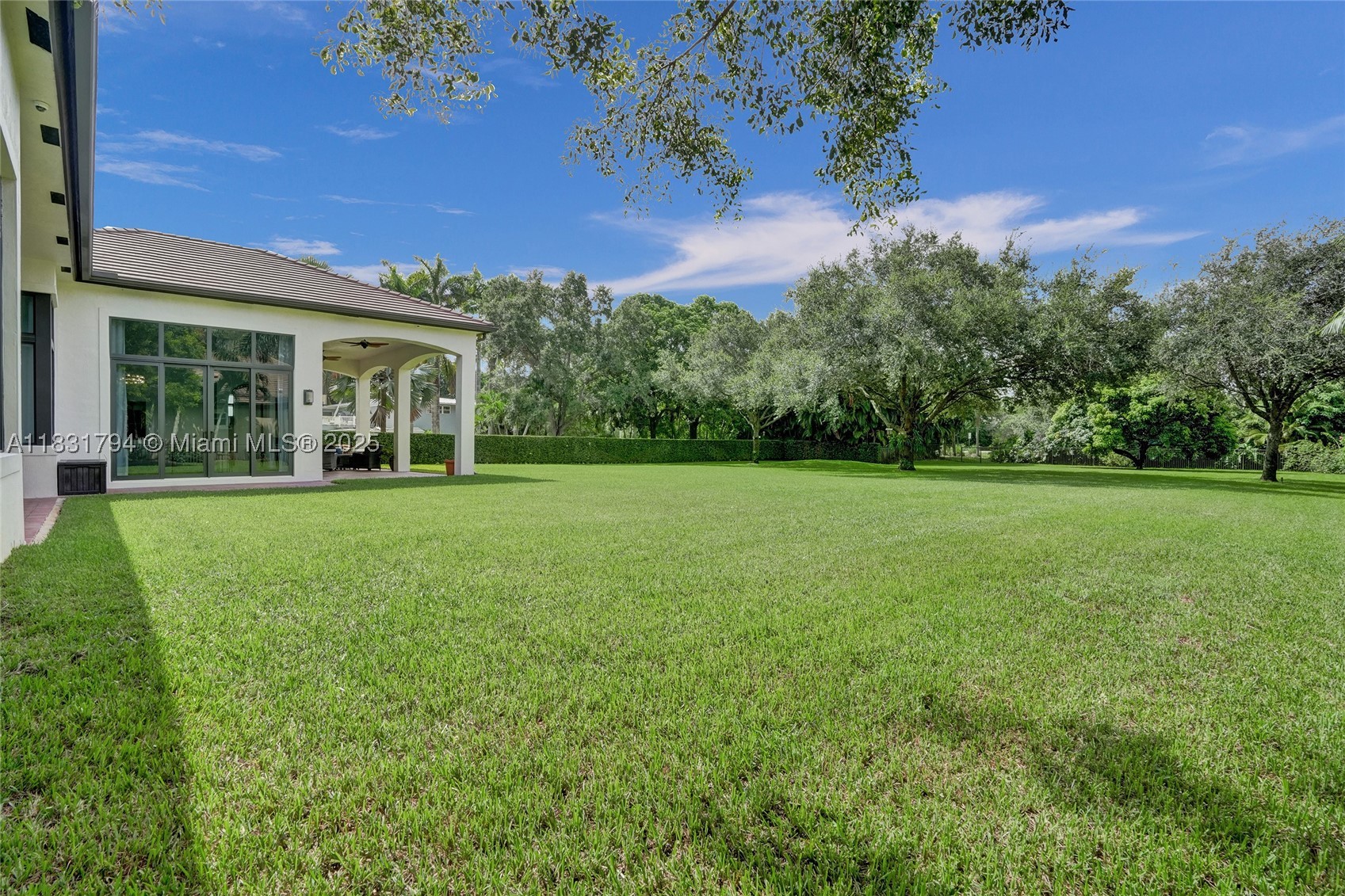 main property photo 89