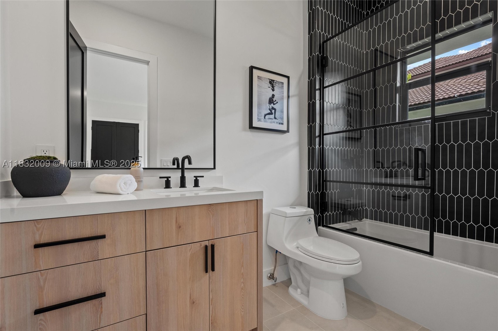 property viewer photo 34