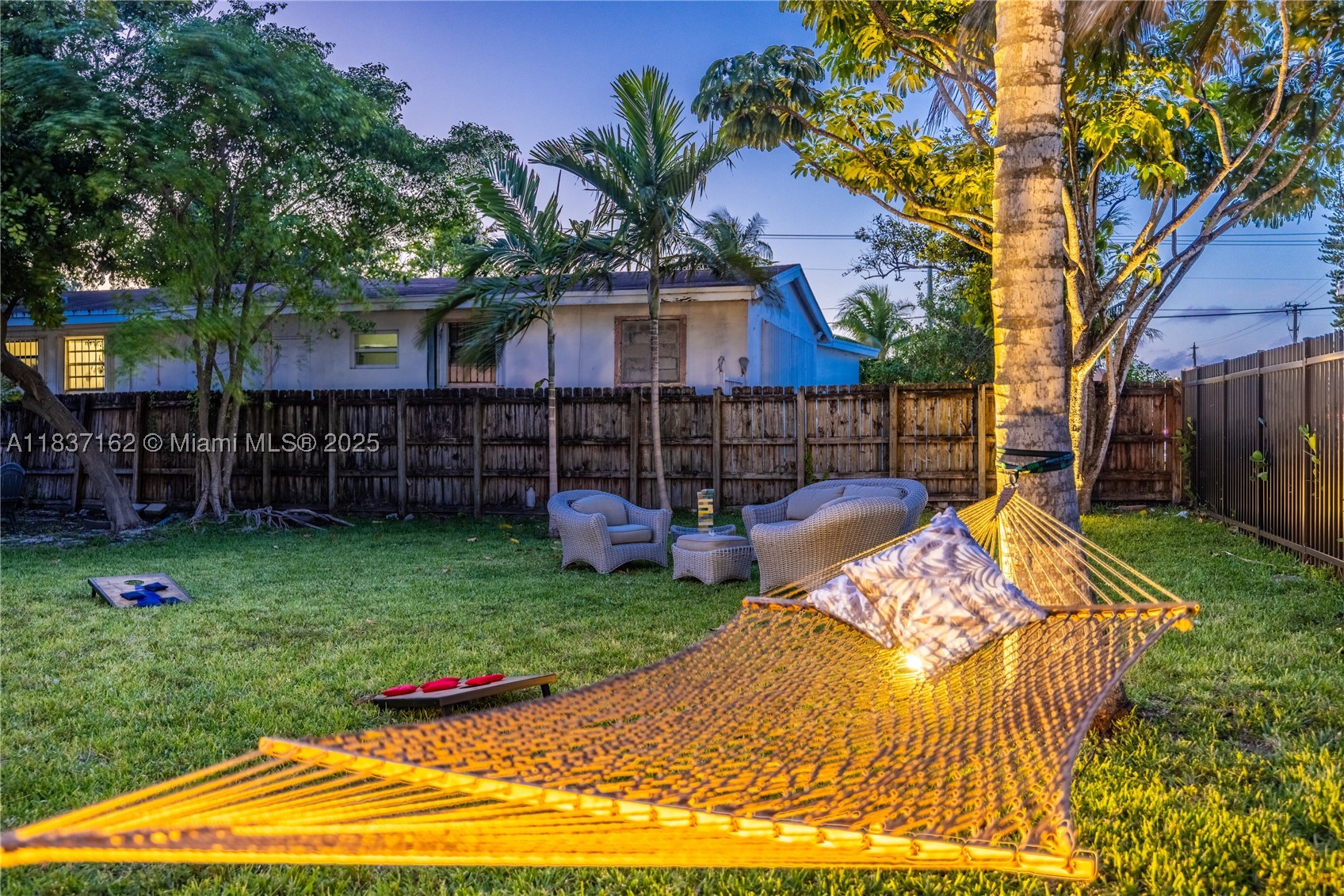 property viewer photo 35