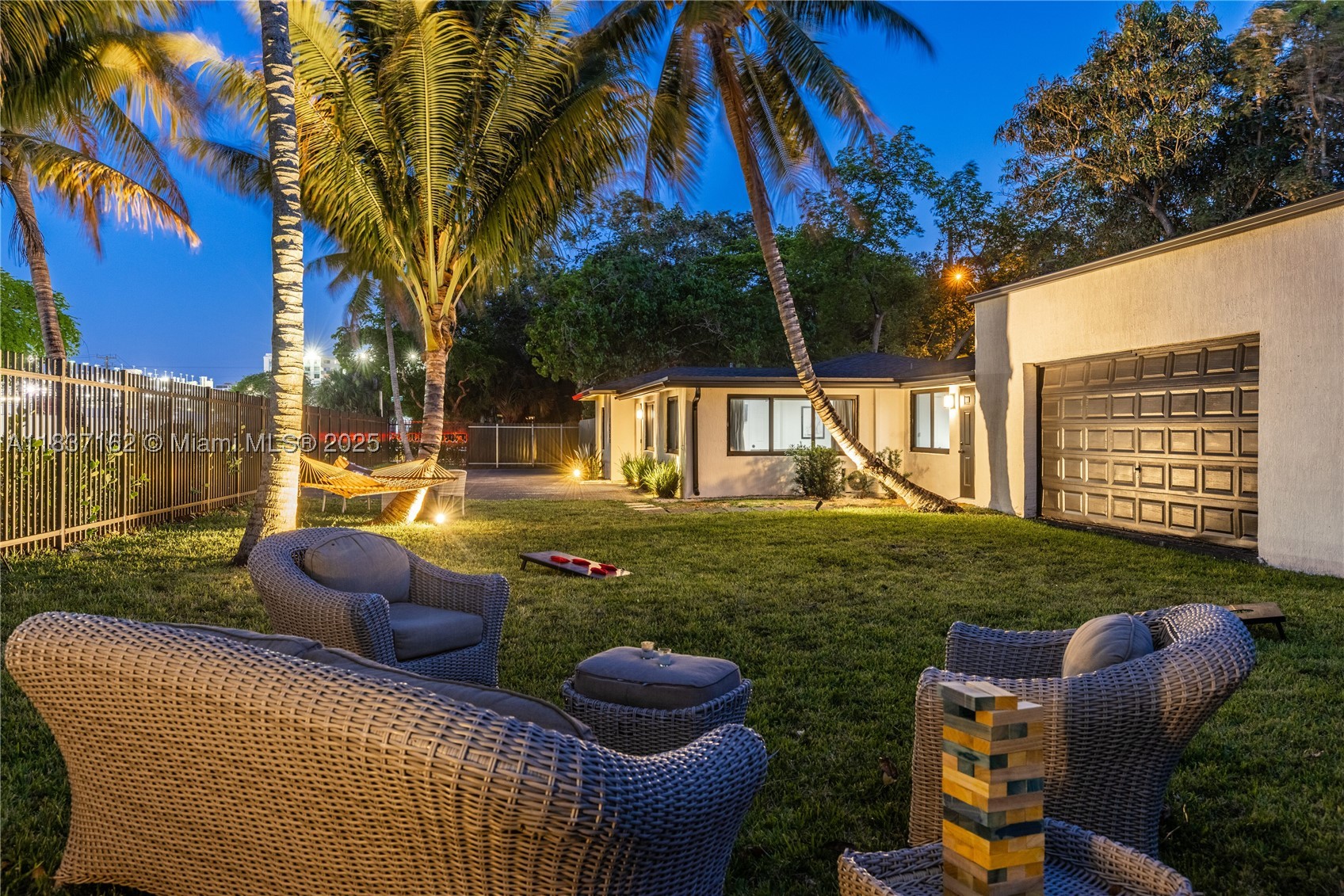 property viewer photo 50