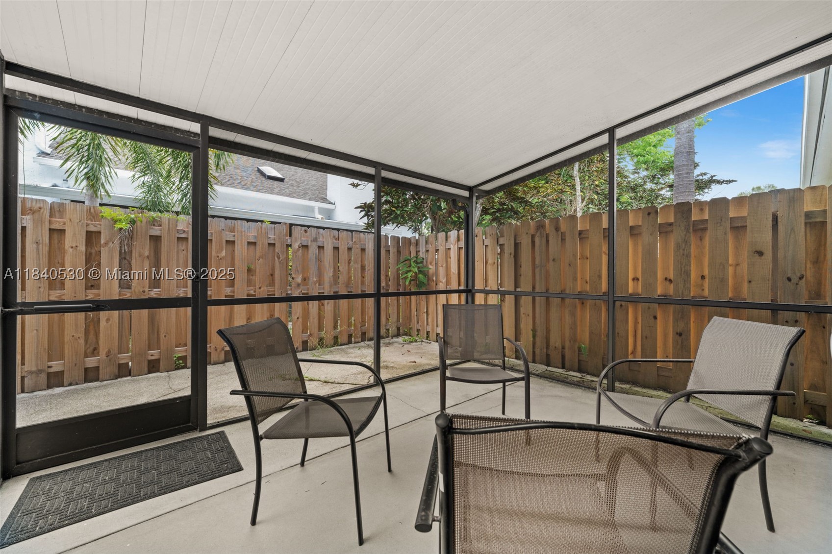 property viewer photo 22