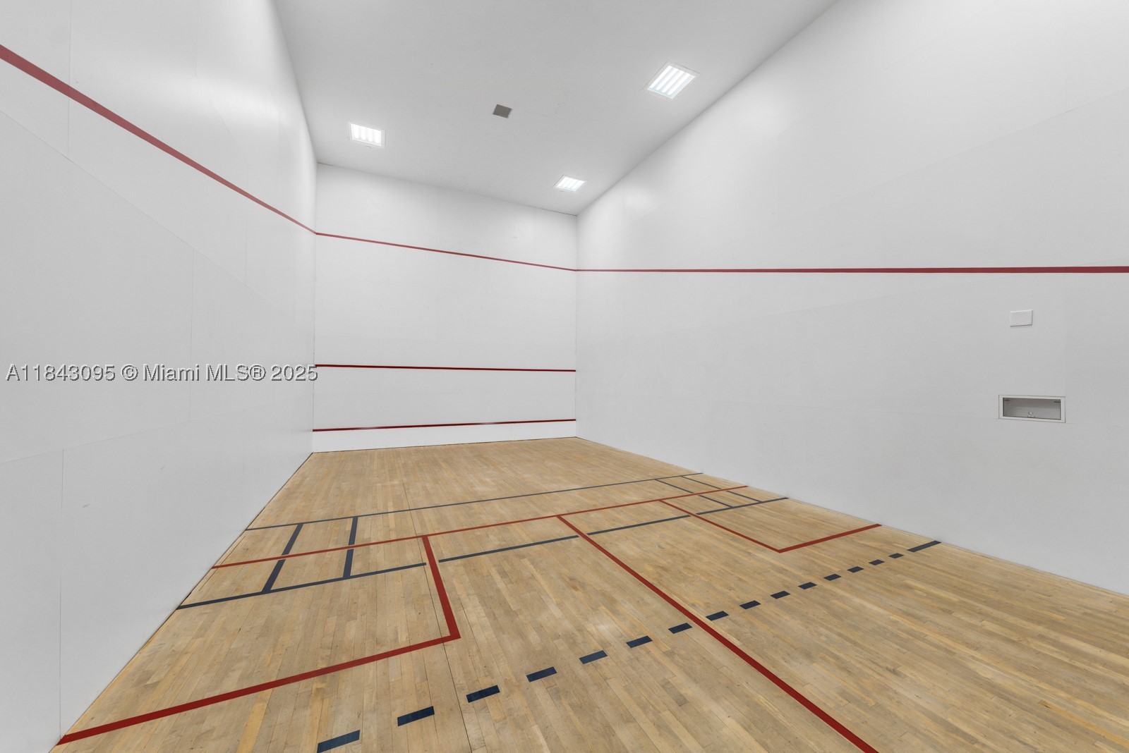property viewer photo 27
