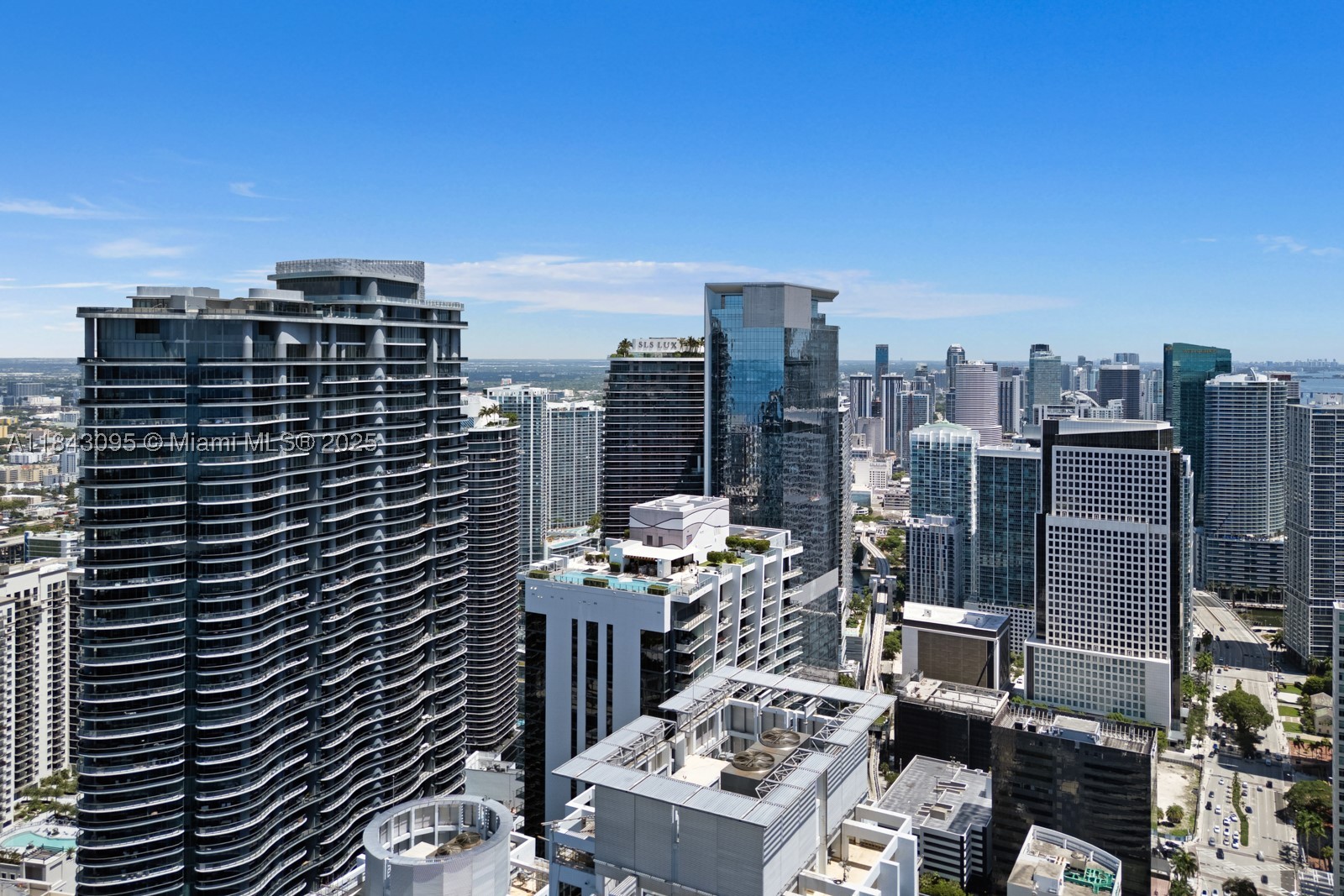 property viewer photo 34