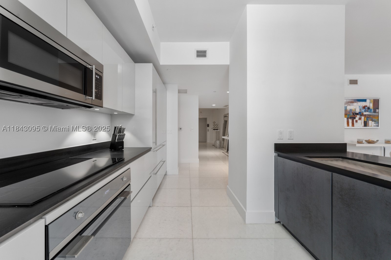 property viewer photo 5