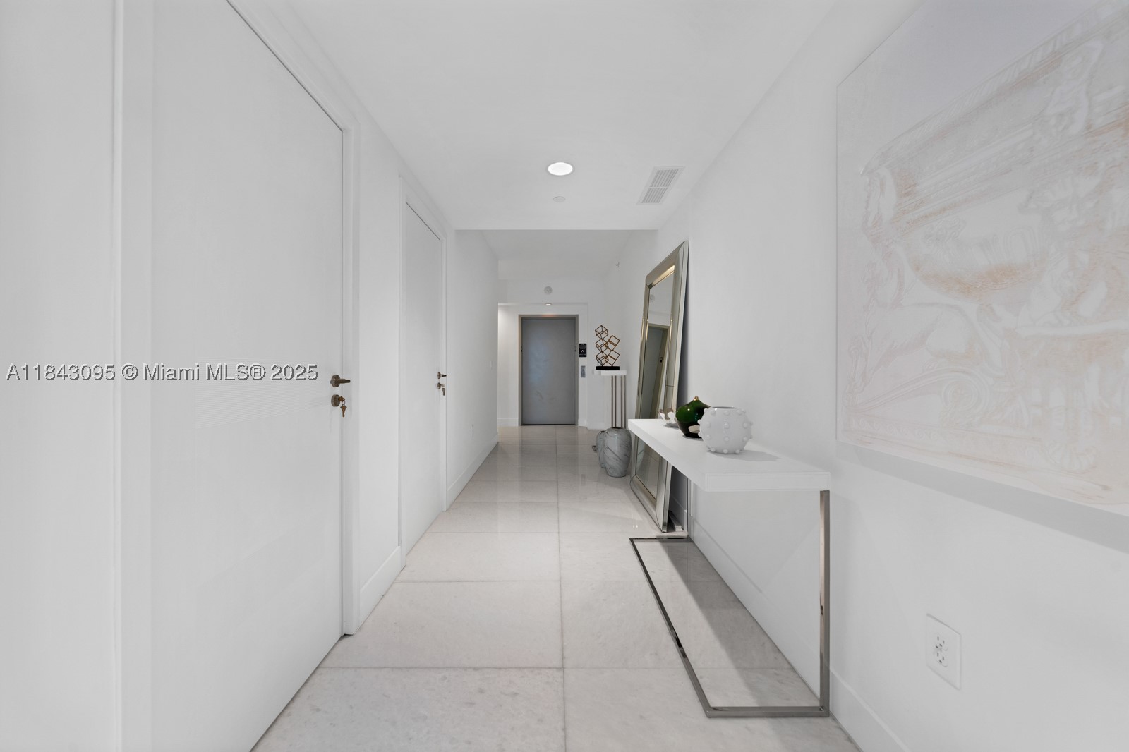 property viewer photo 8