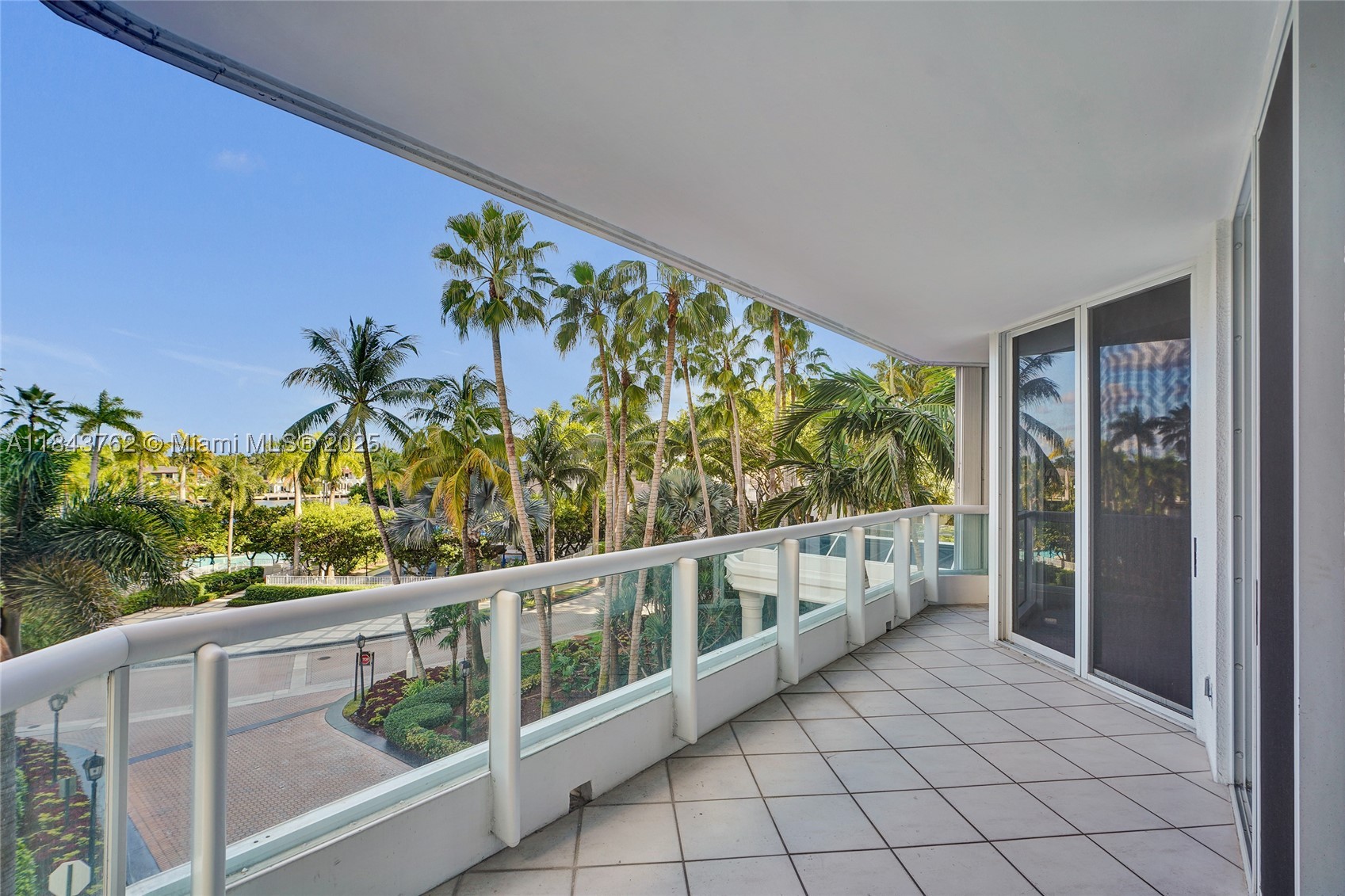 main property photo 75