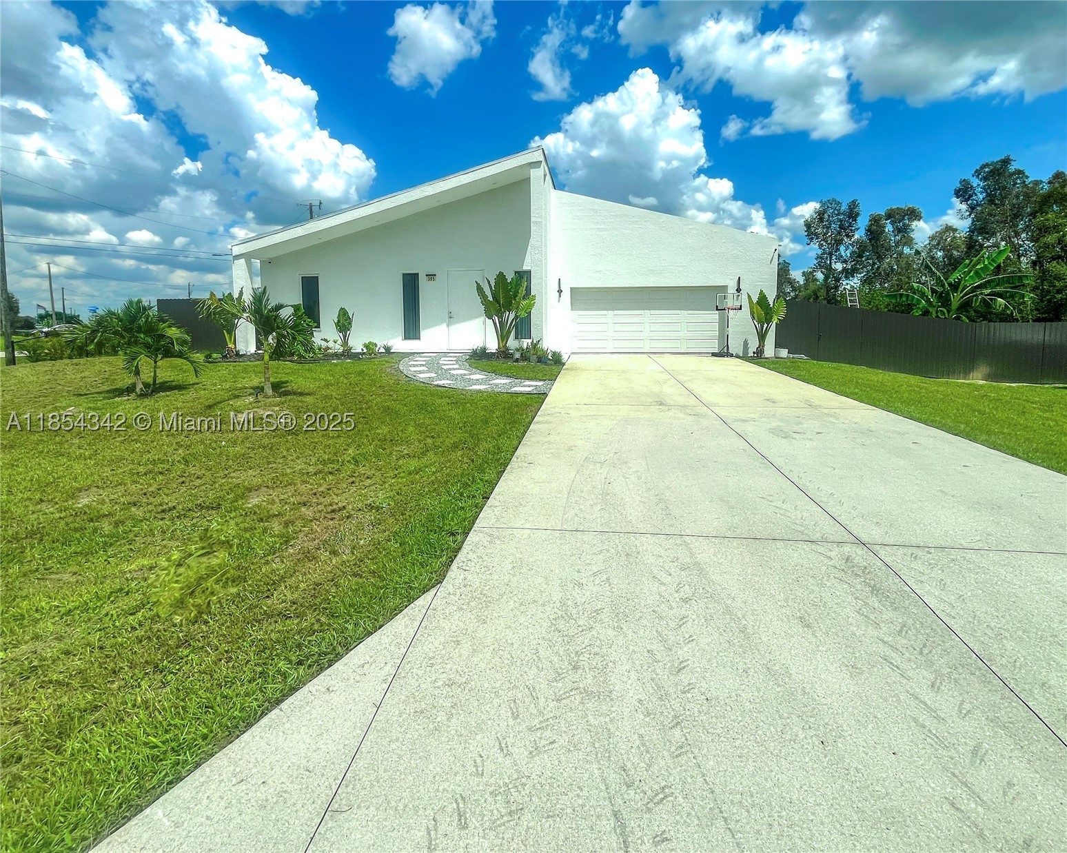main property photo 73