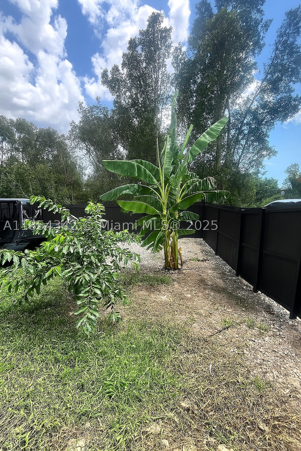 main property photo 81