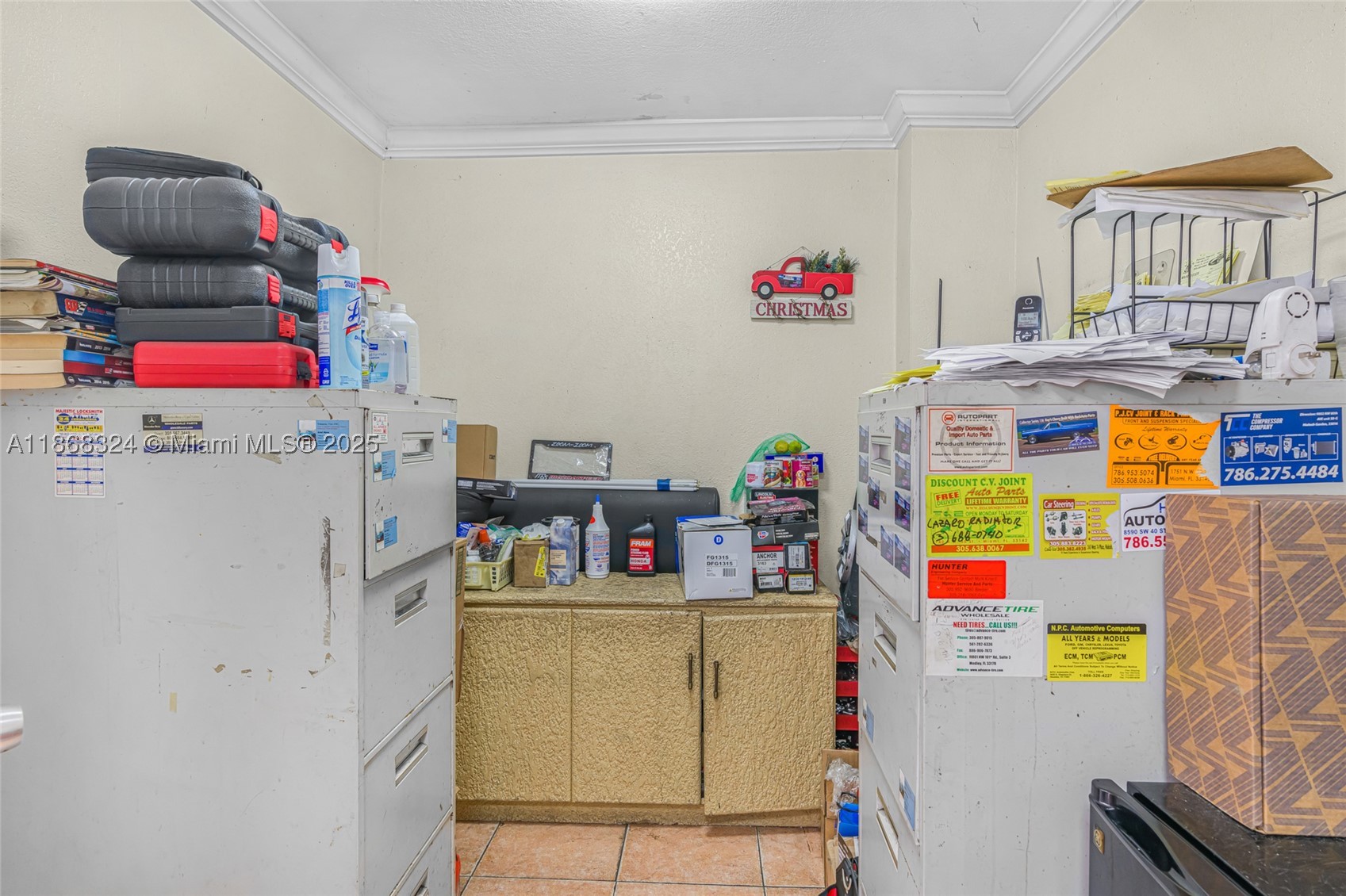 main property photo 8