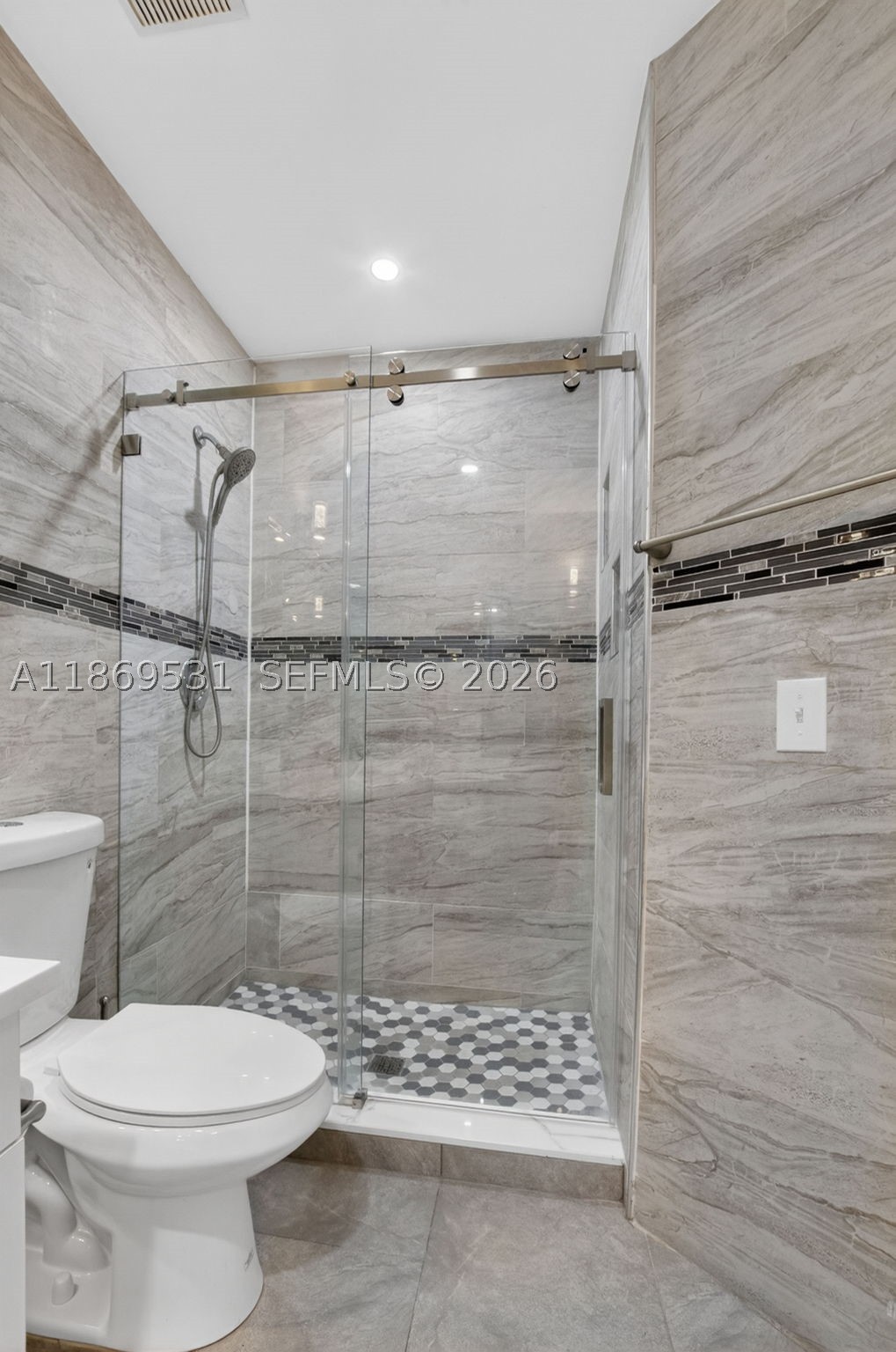 main property photo 83