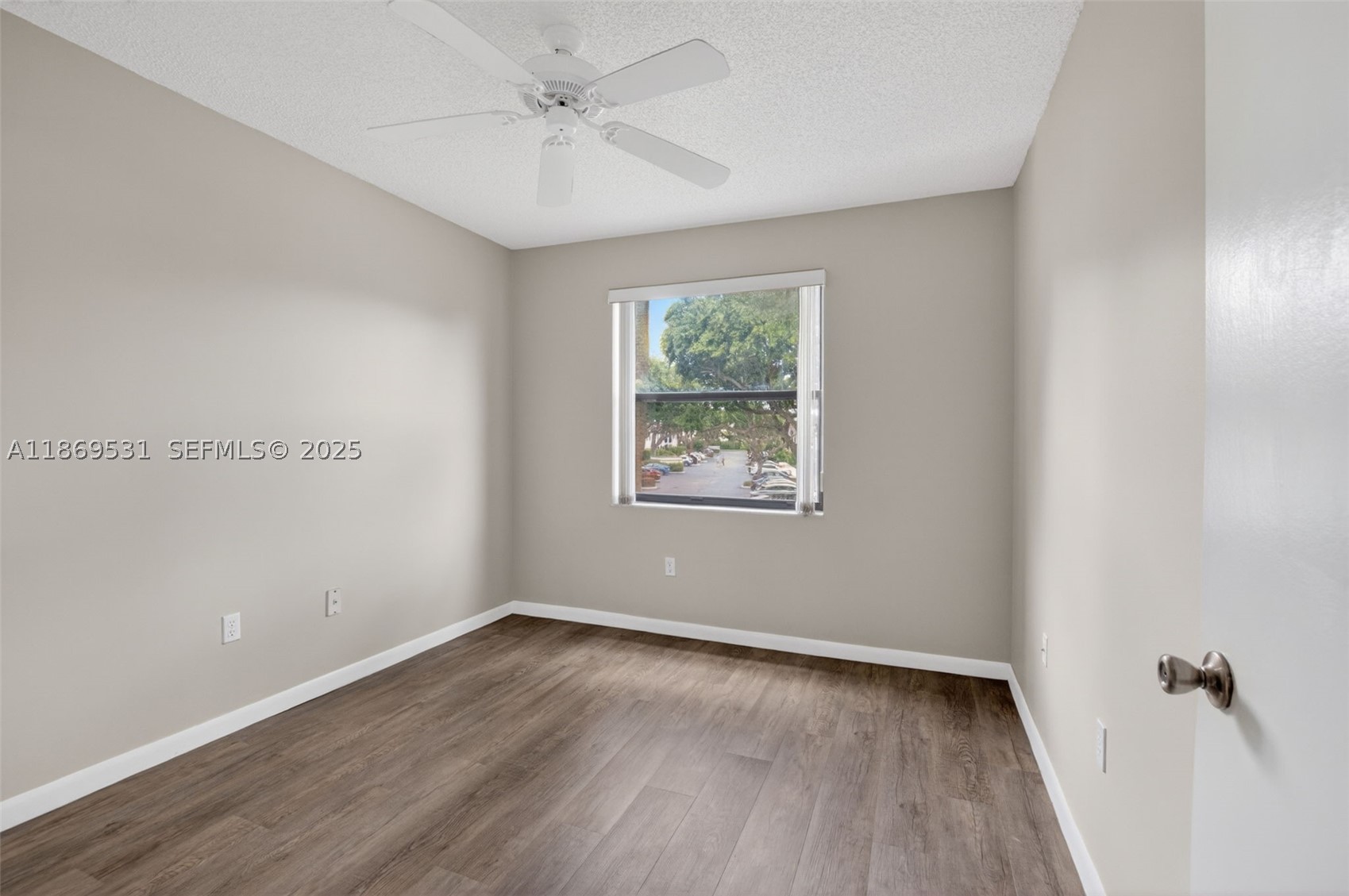 main property photo 89