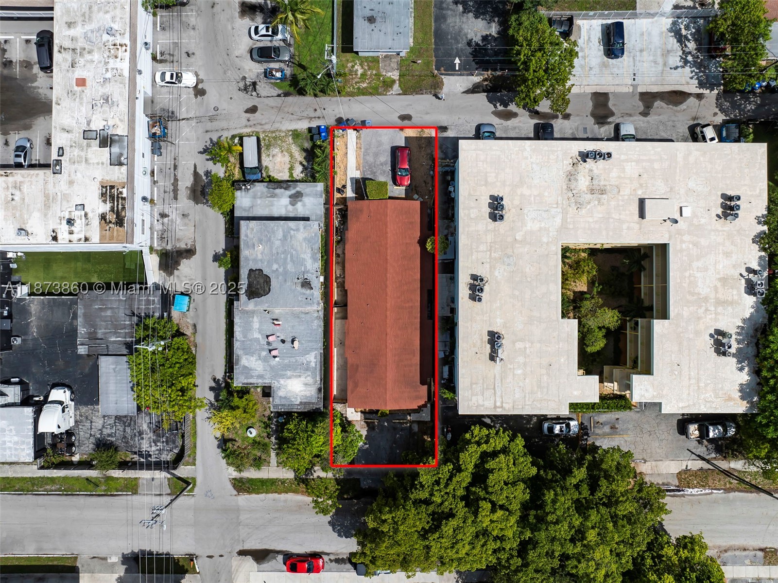 main property photo 38