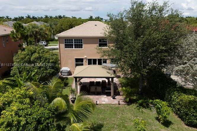 main property photo 20