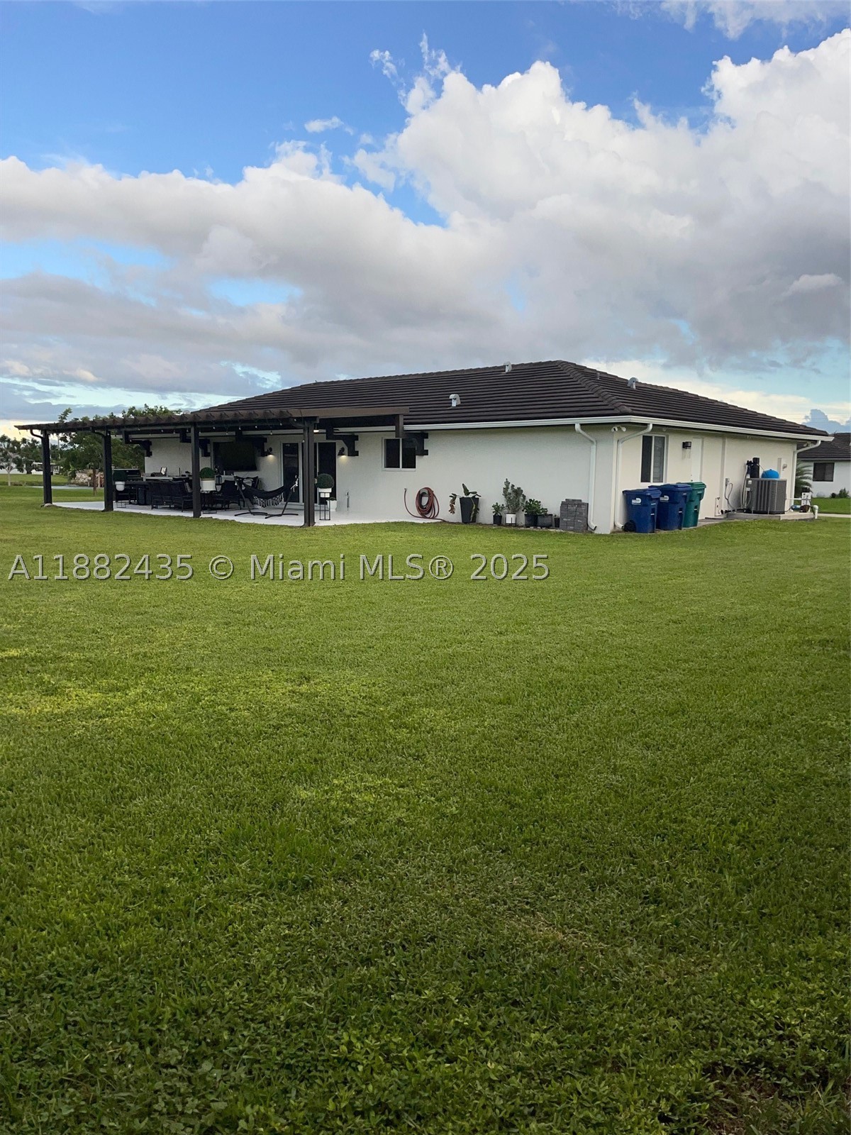 main property photo 52