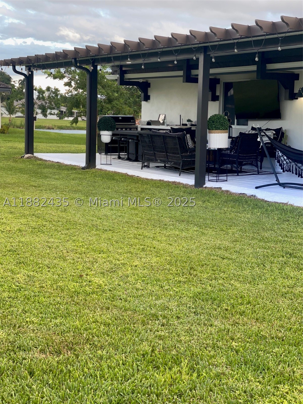 main property photo 53