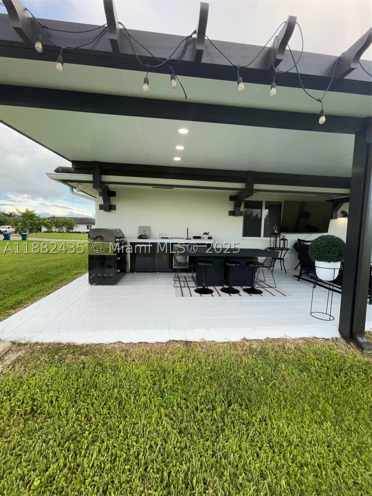 main property photo 55