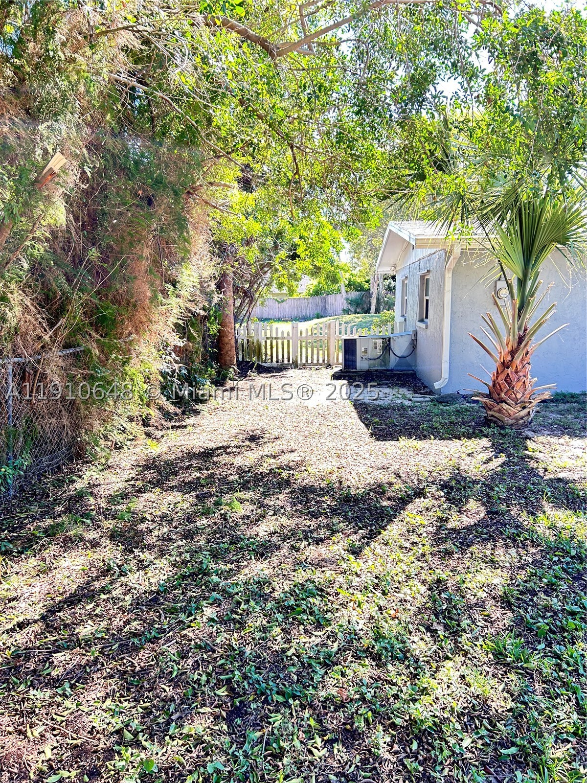 main property photo 24