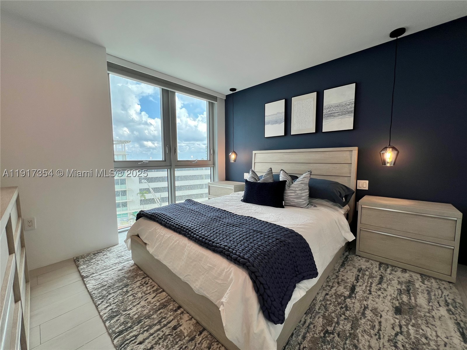 property viewer photo 17