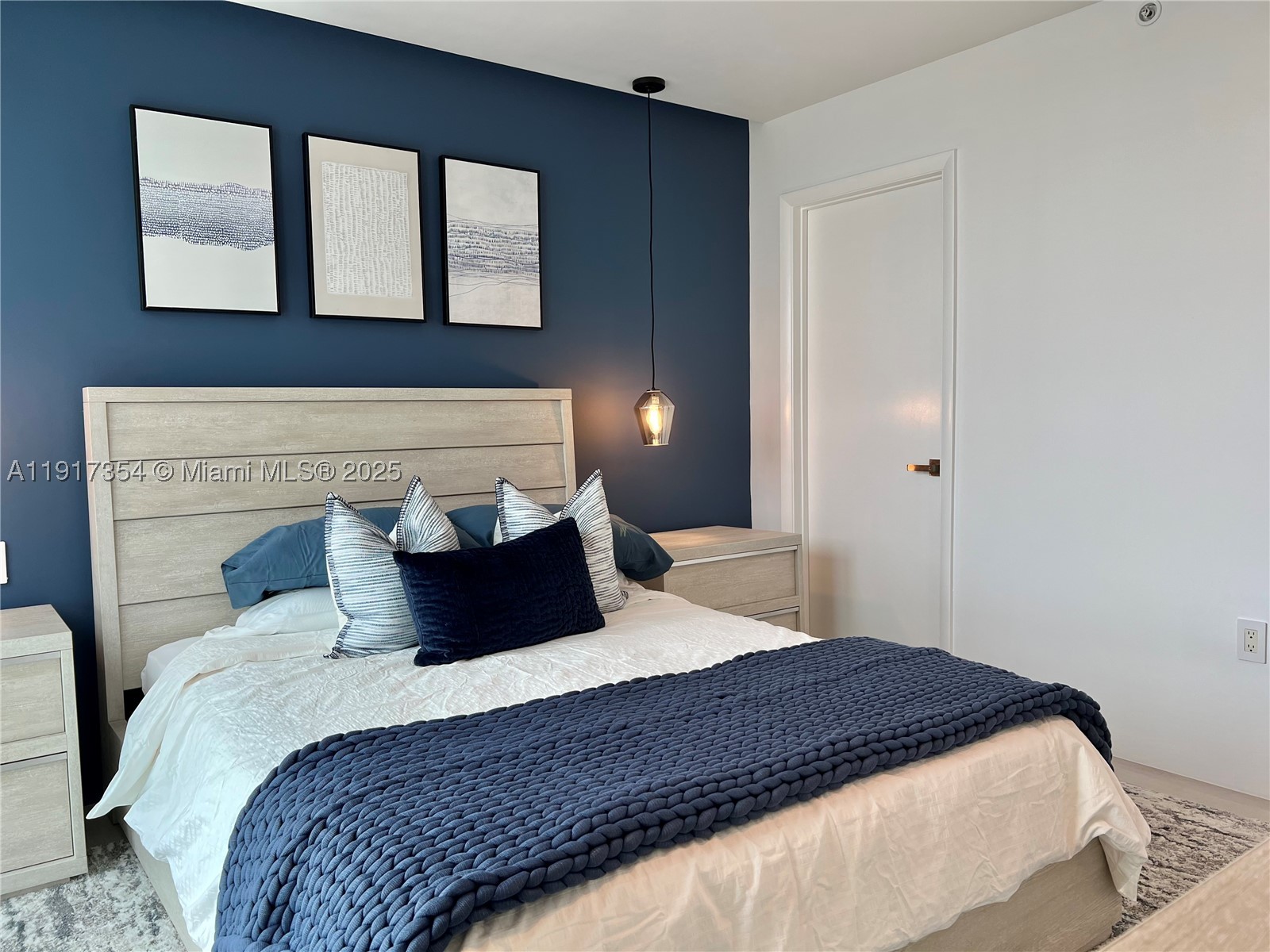 property viewer photo 19