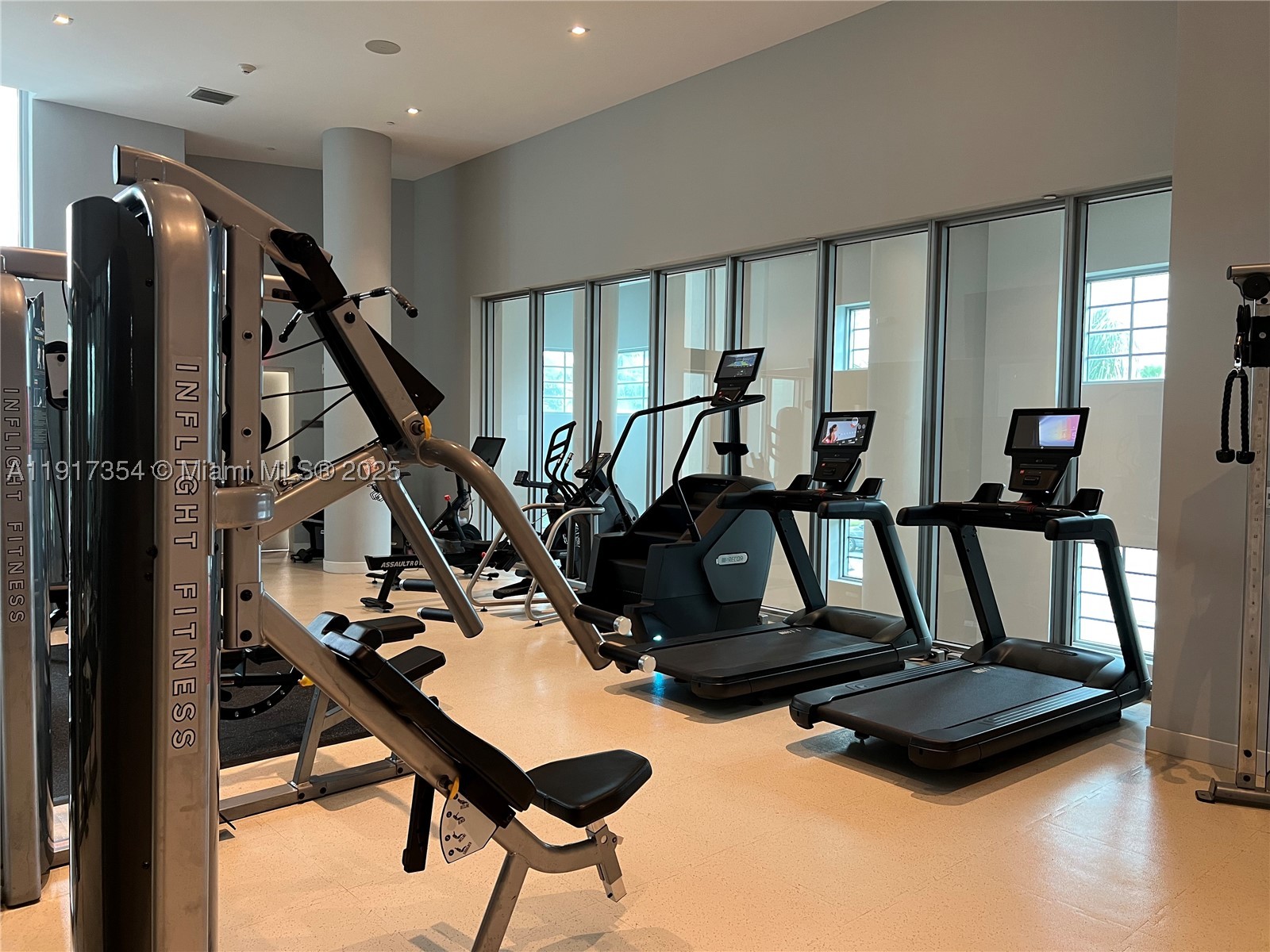 property viewer photo 30
