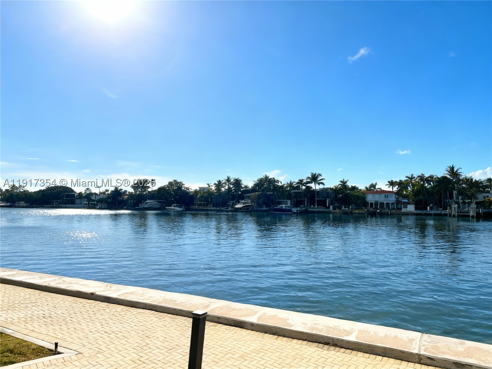 property viewer photo 35