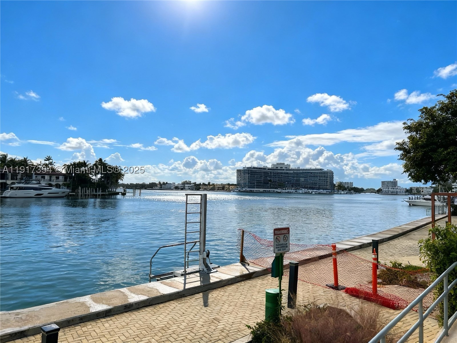 property viewer photo 36