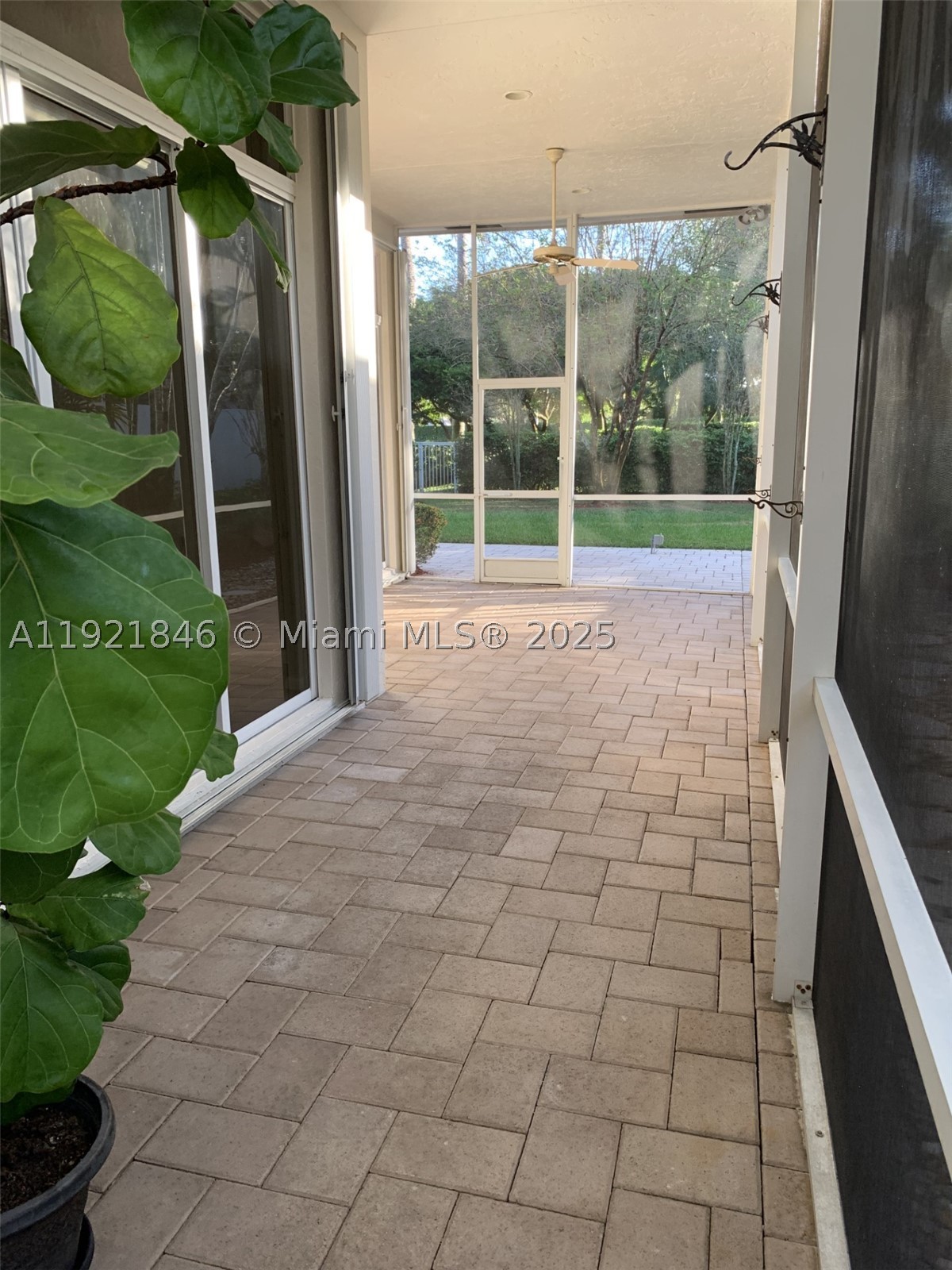 main property photo 50