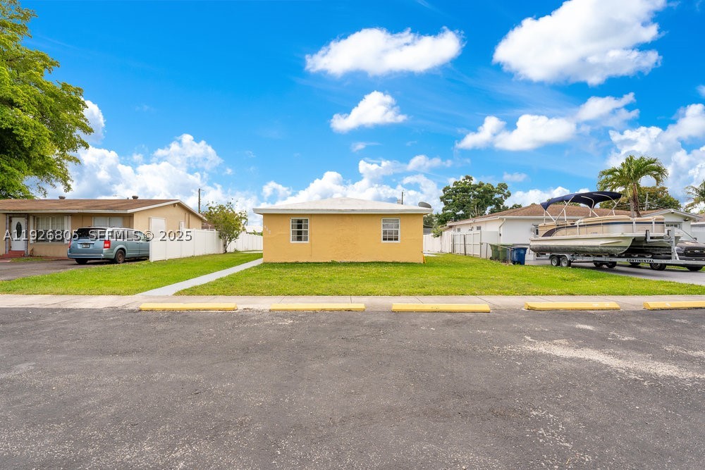 main property photo 26