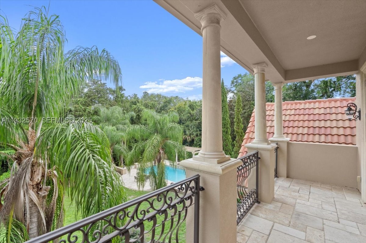 main property photo 90