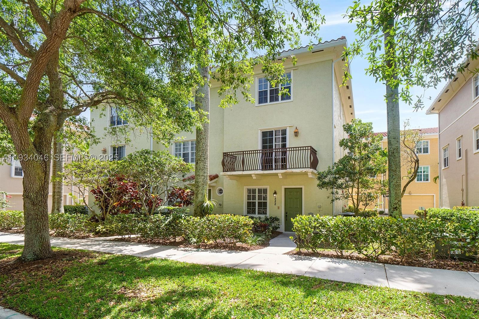 main property photo 36
