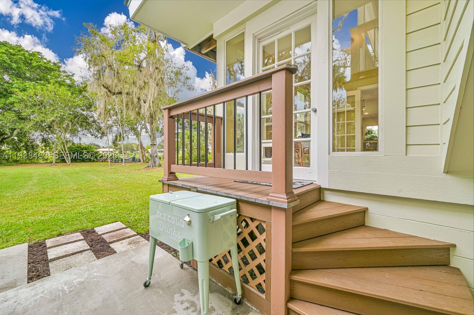 main property photo 44