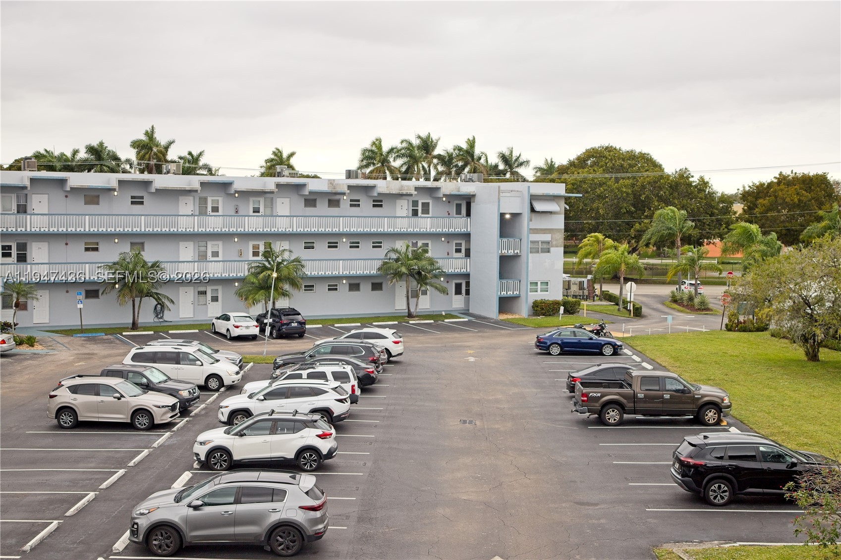 main property photo 19