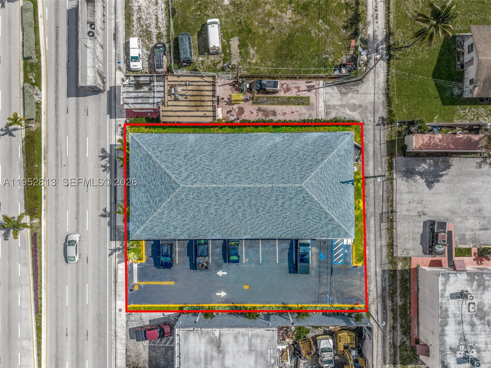 main property photo 12