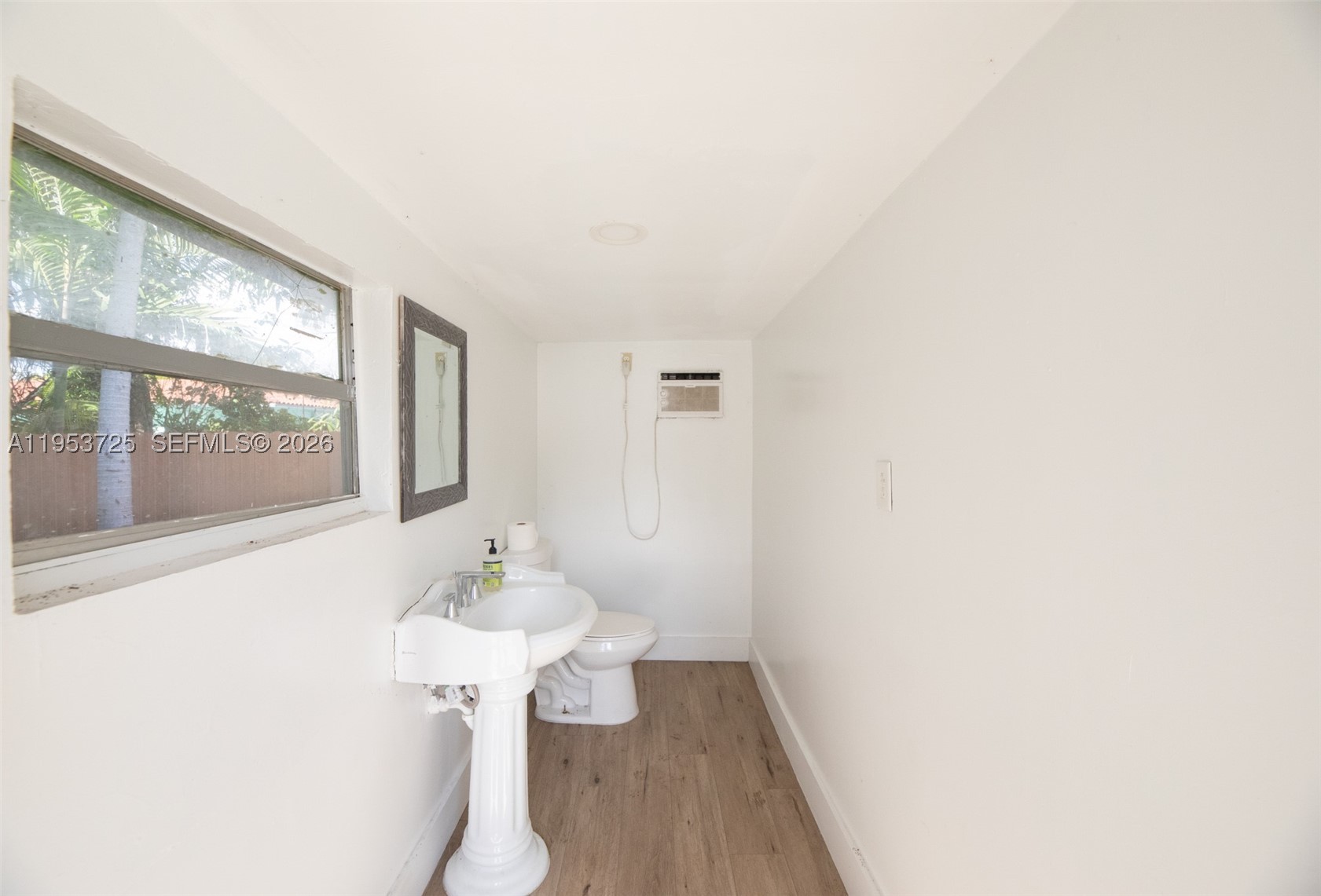 main property photo 59