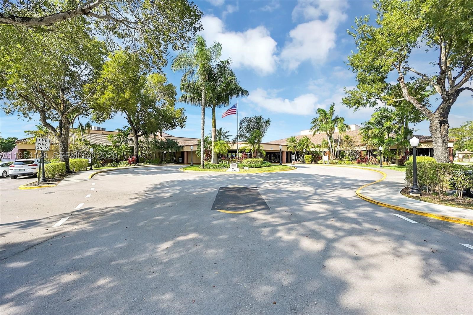 main property photo 16