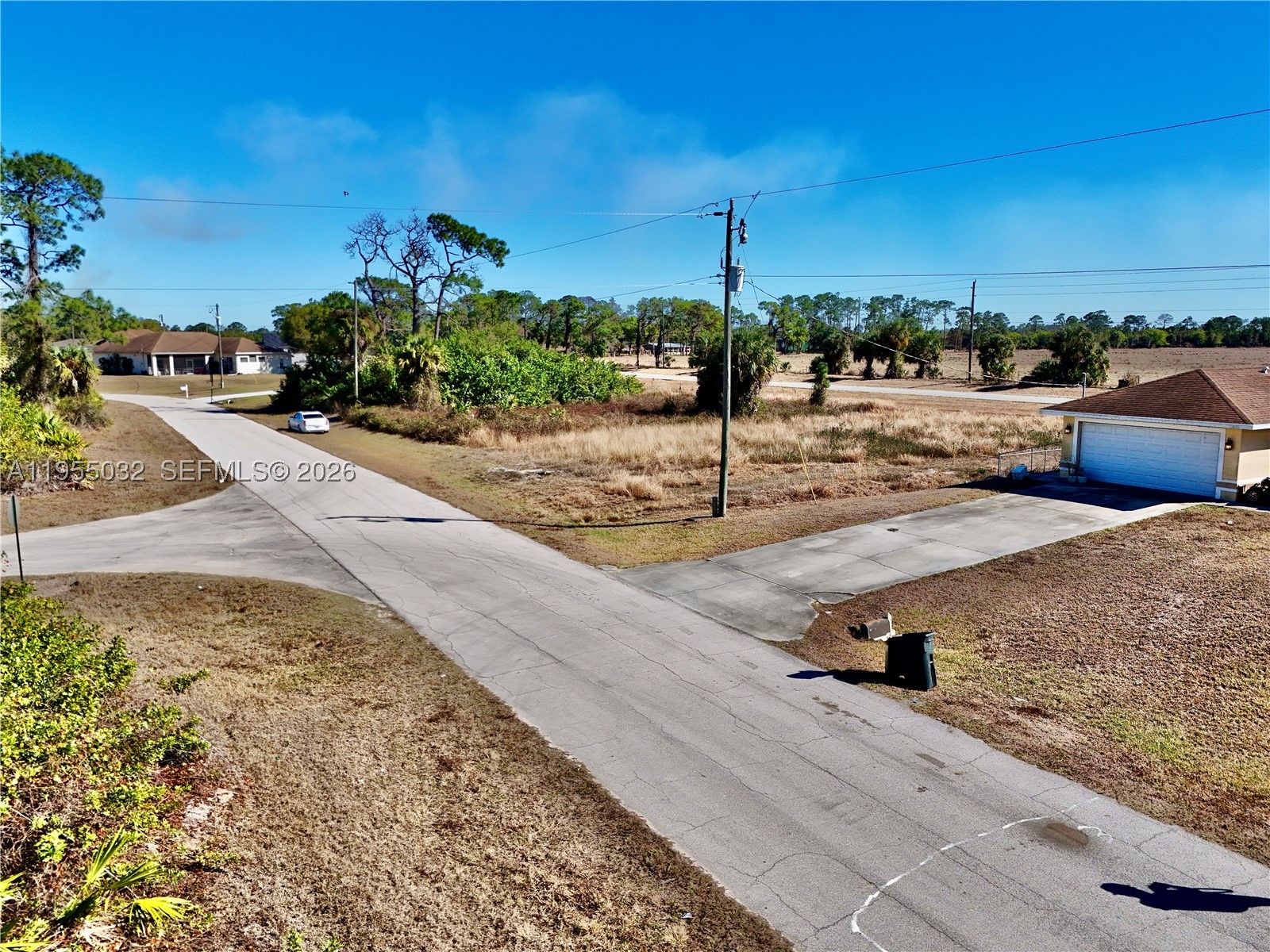 main property photo 5