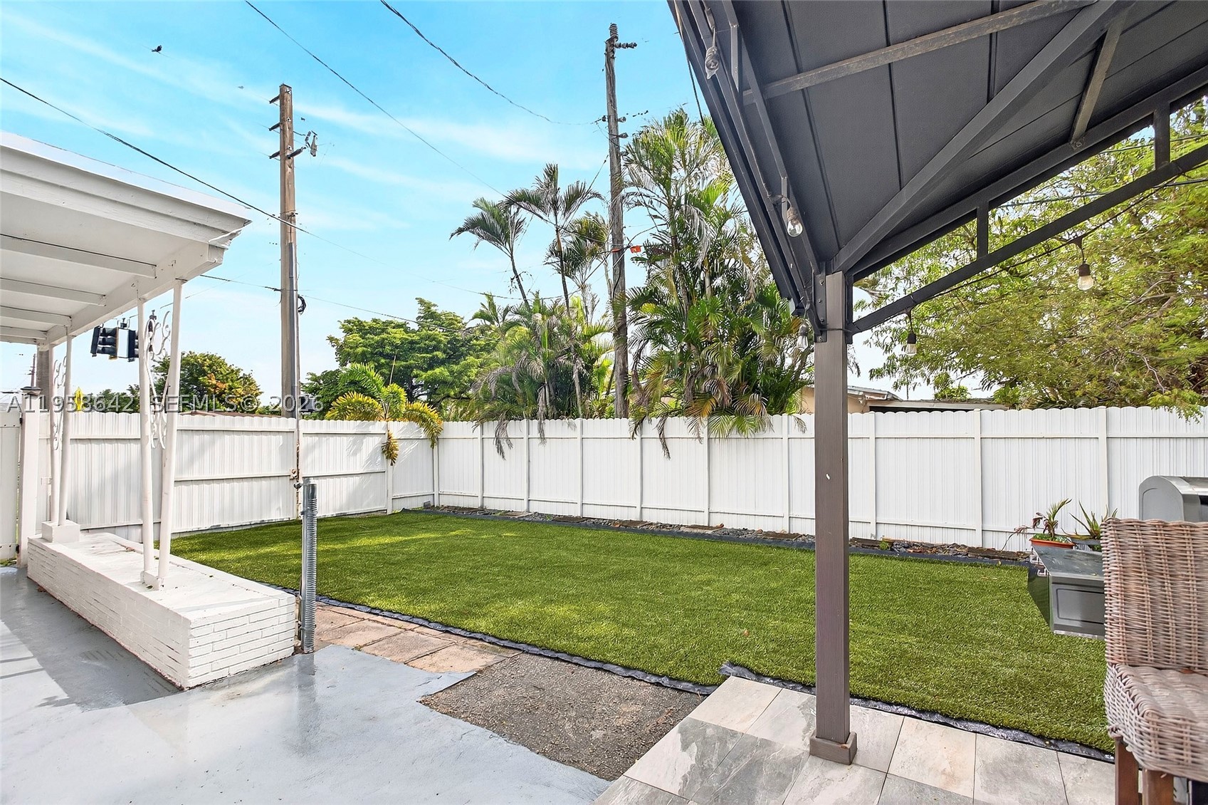 property viewer photo 25