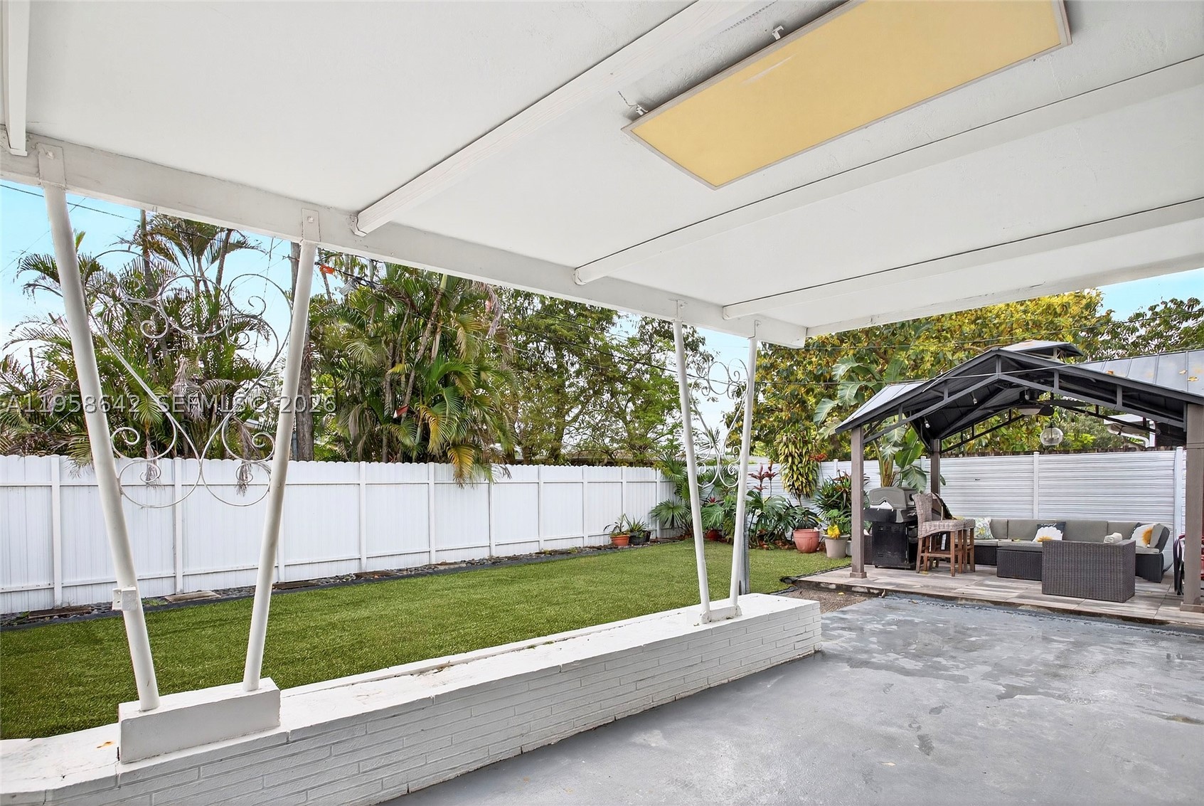 property viewer photo 27