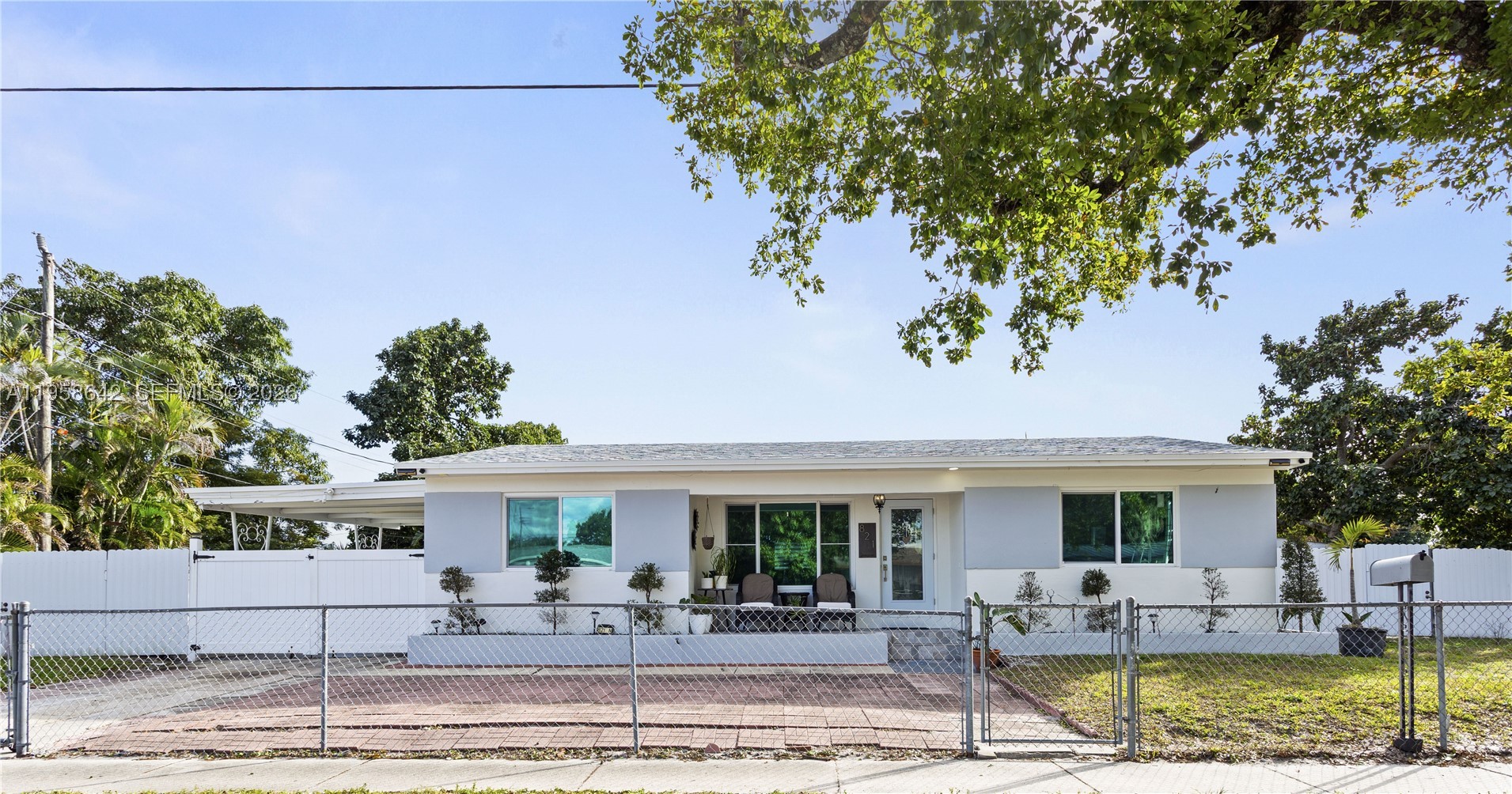 property viewer photo 31