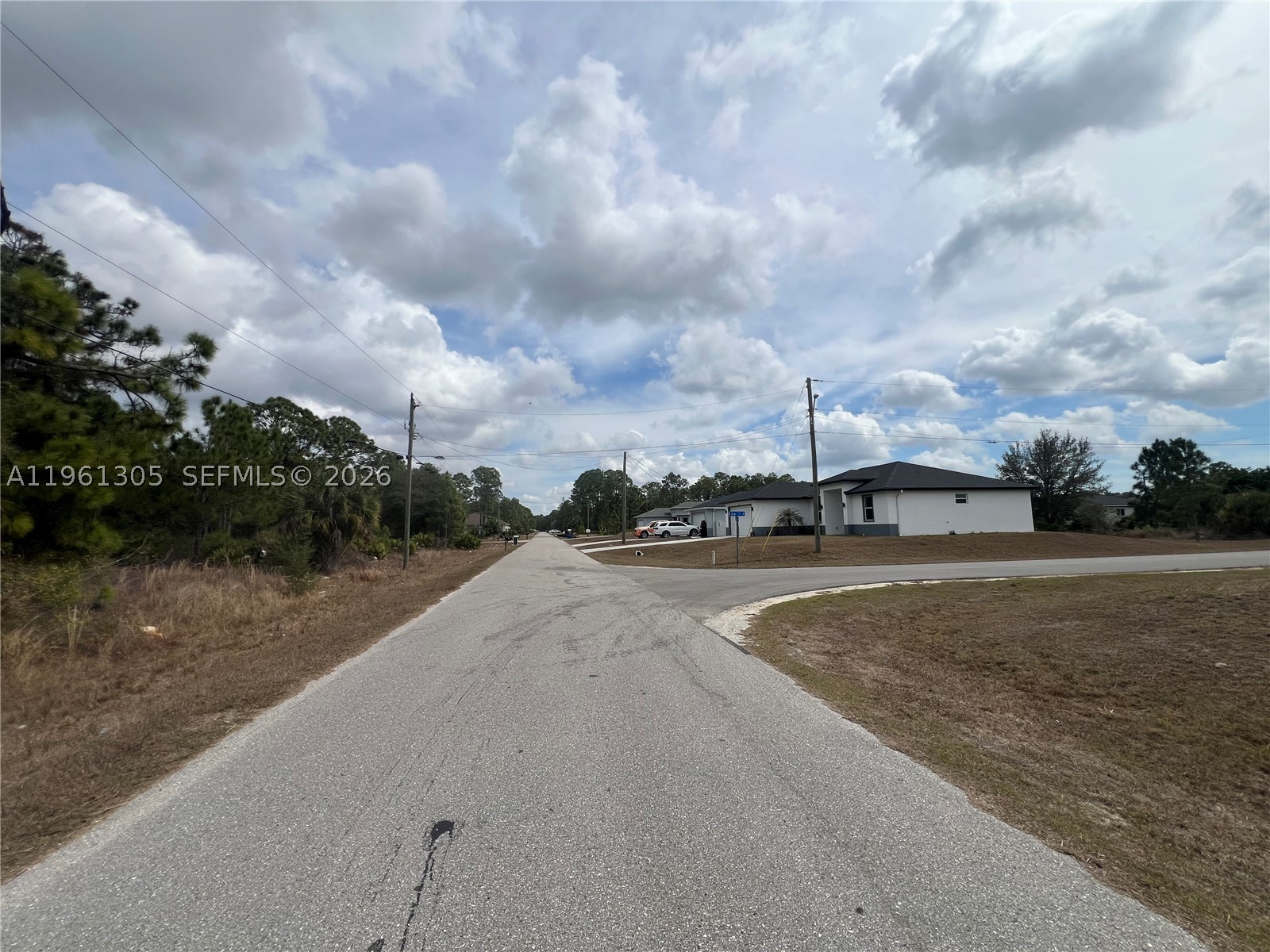 main property photo 7