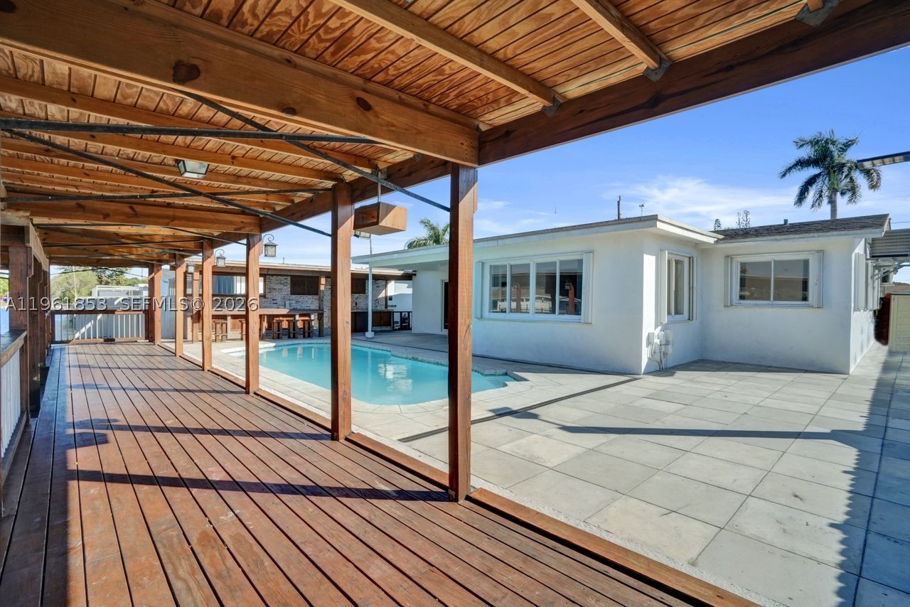 main property photo 56