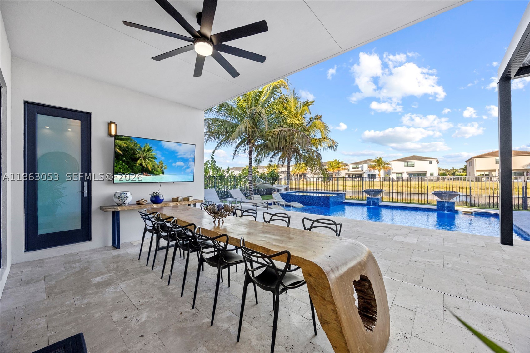 main property photo 74