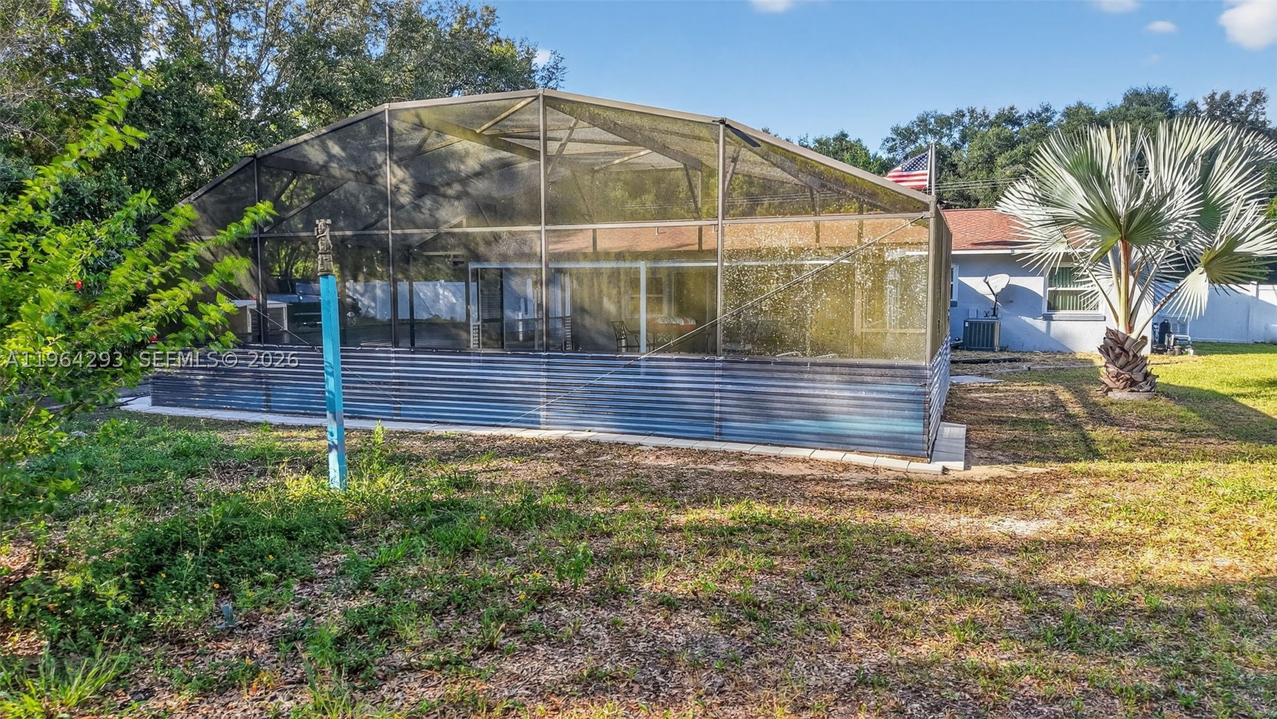 main property photo 37