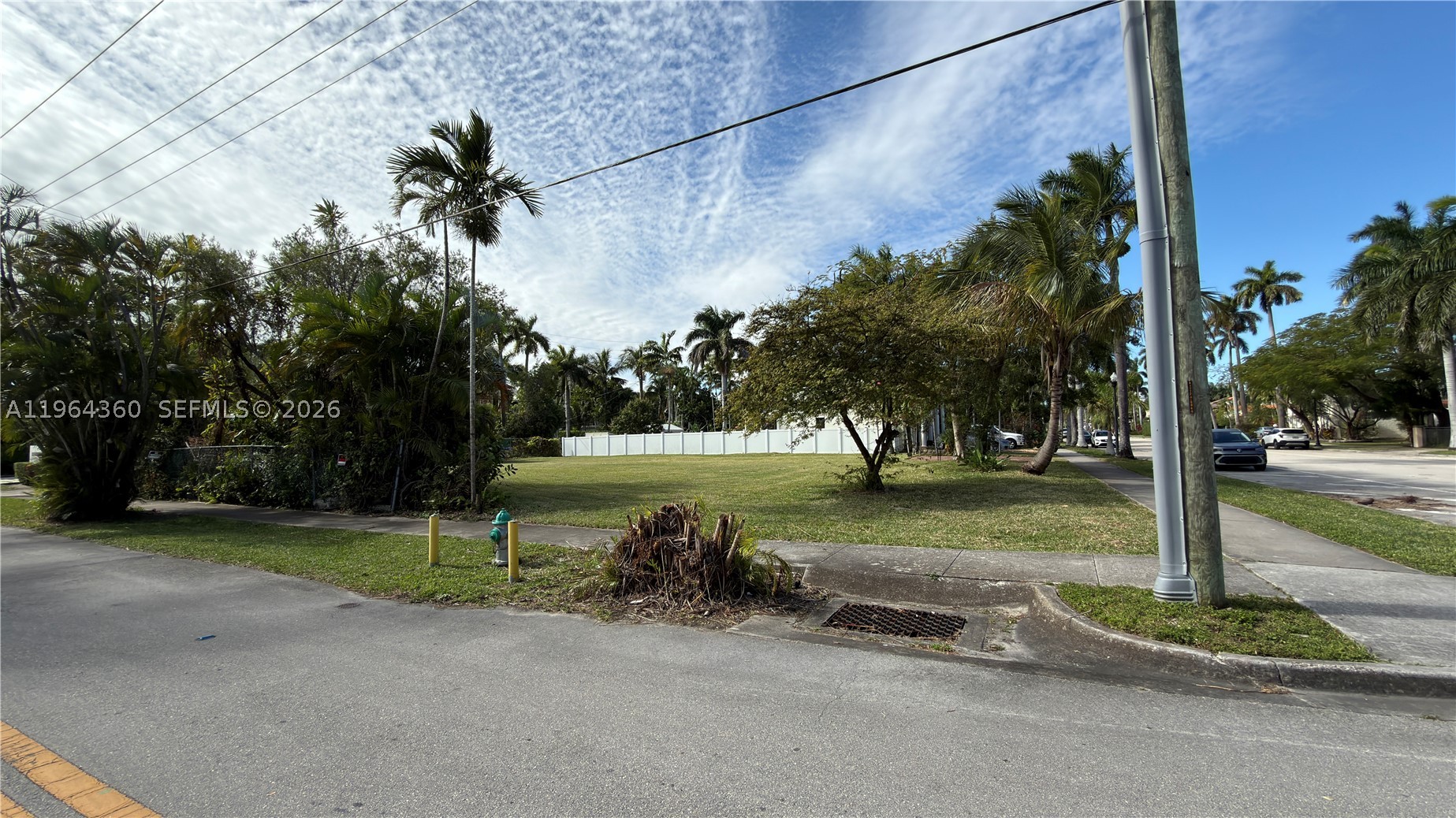 main property photo 27