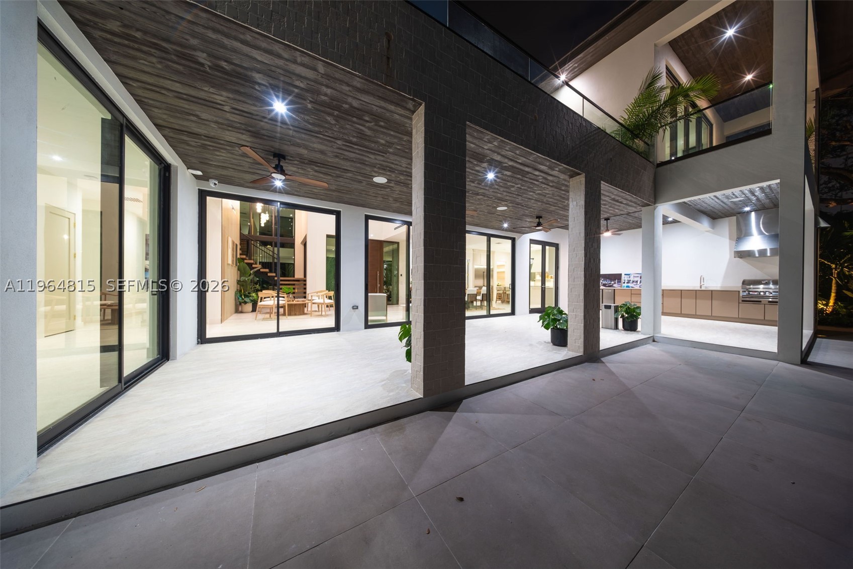 property viewer photo 68