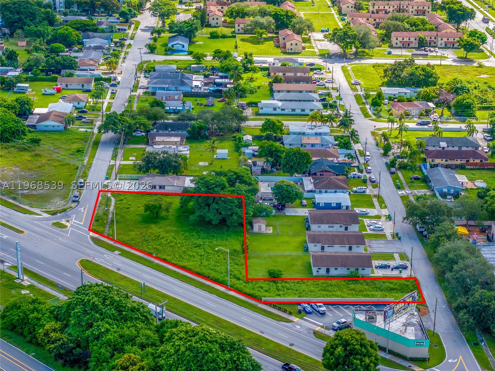 main property photo 16