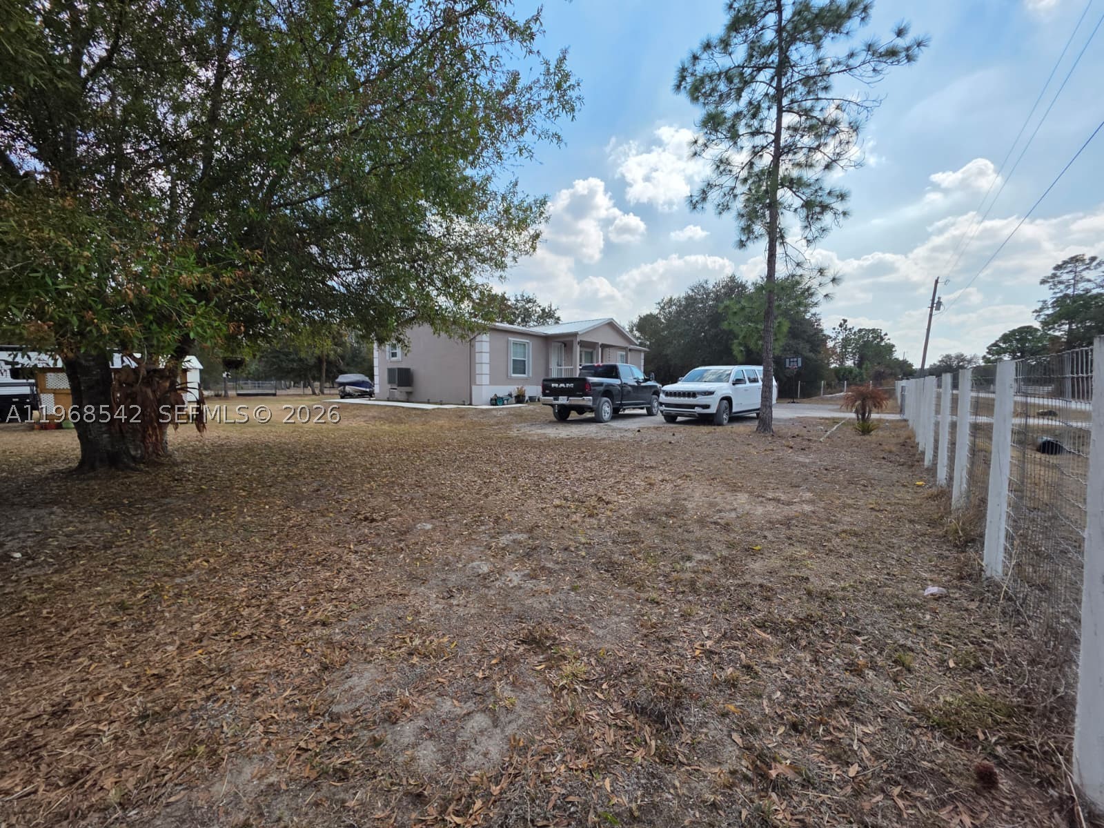 main property photo 3
