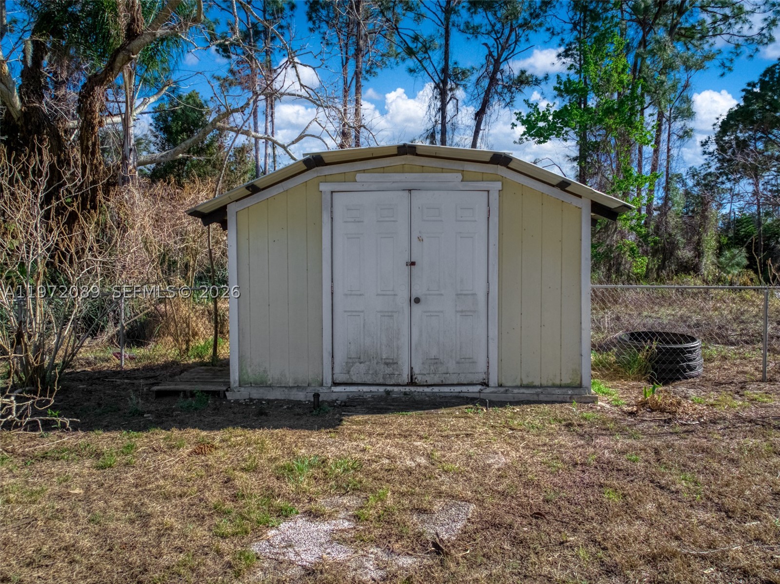 main property photo 35